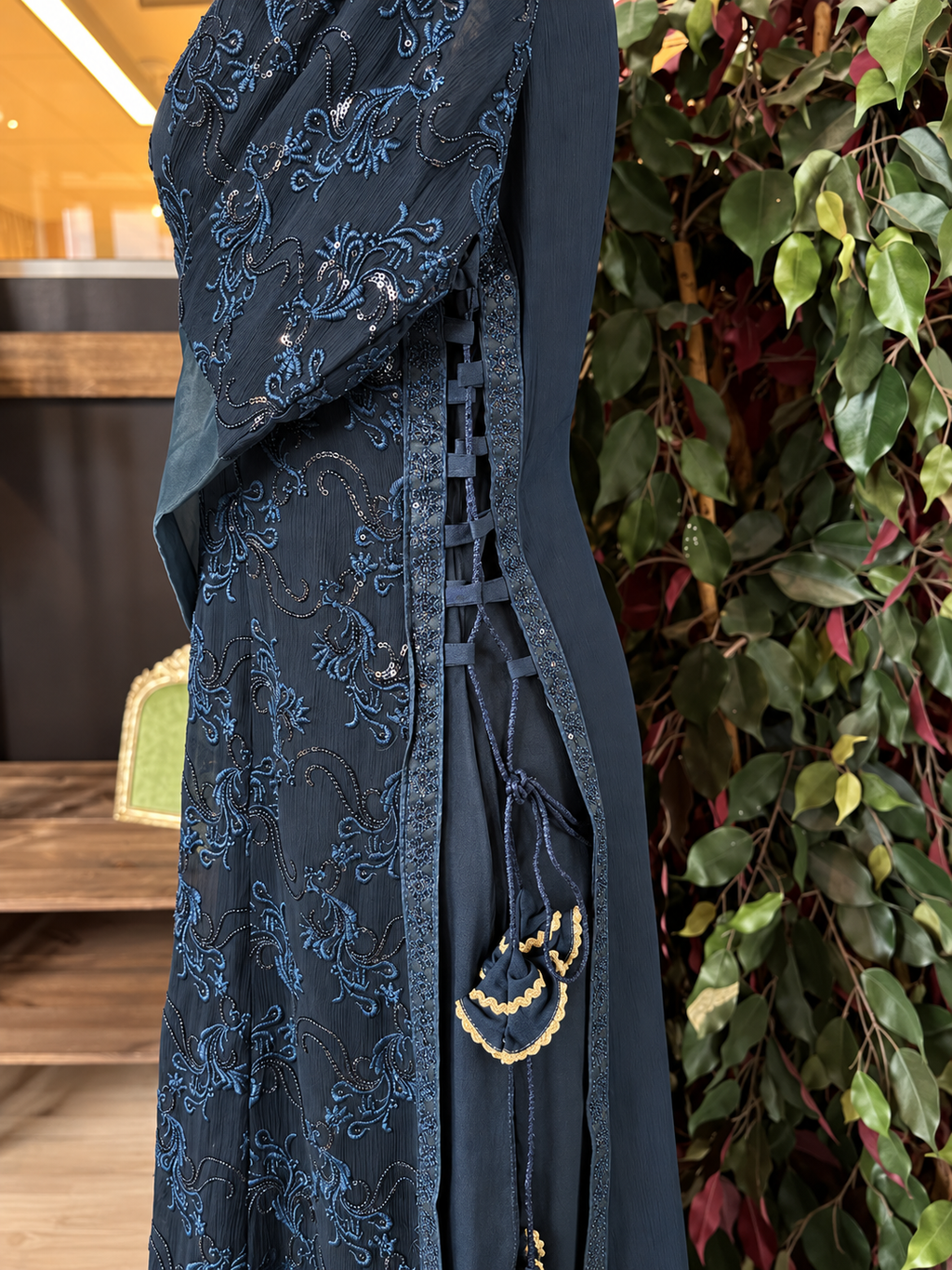 Dark Indigo Élan Embroidered Suit