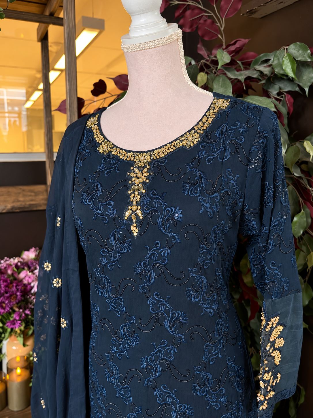 Dark Indigo Élan Embroidered Suit