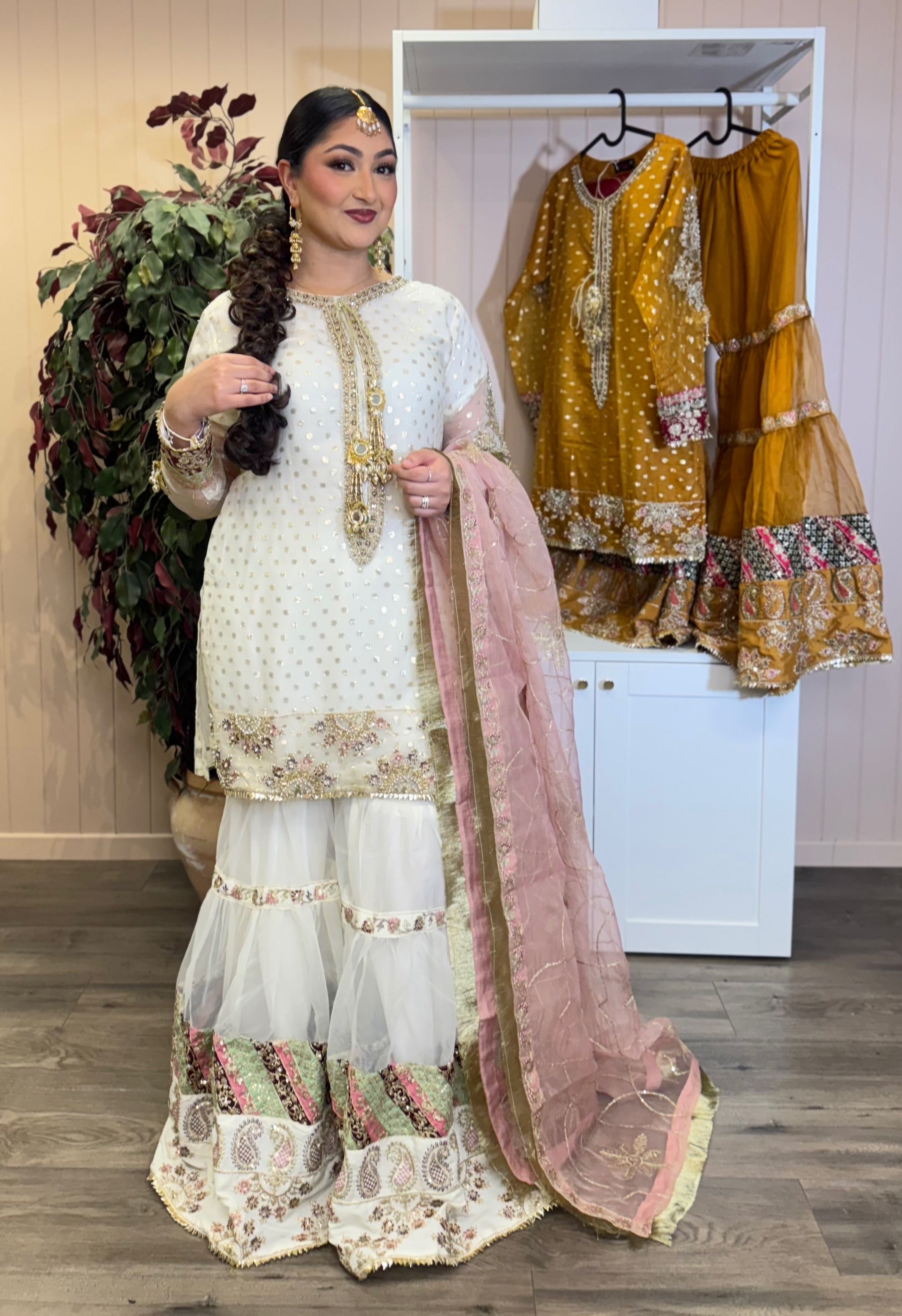 Nooré Ivory Organza Sharara Set – Blush Pink Dupatta