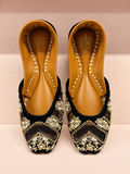 Zariya – Embellished Khussa