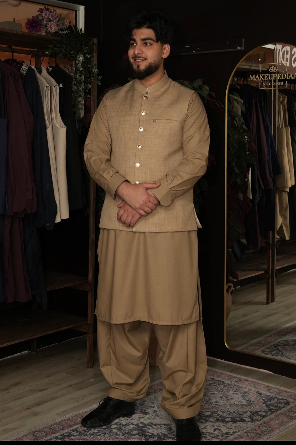 Desert Sand – 3 Piece Waistcoat Suit